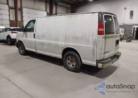 2006 Chevrolet Express Work Van из США, поврежденный, VIN 1GCFG15X161111015